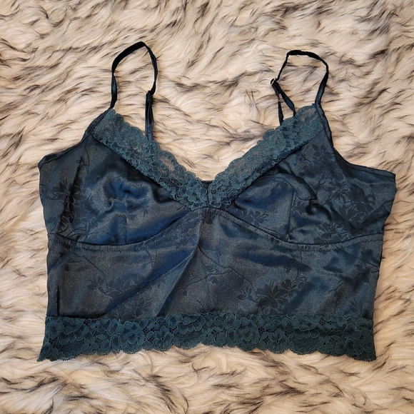 SHEIN Tops - SHEIN Jacquard lace trim cami top green small